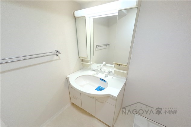 Gramercy Shirakawa Koen その他9