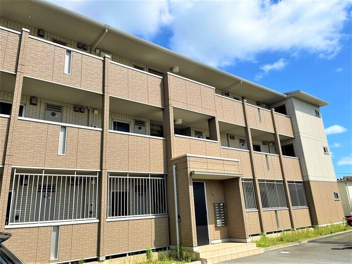 カリーサビラー 307号室 外観