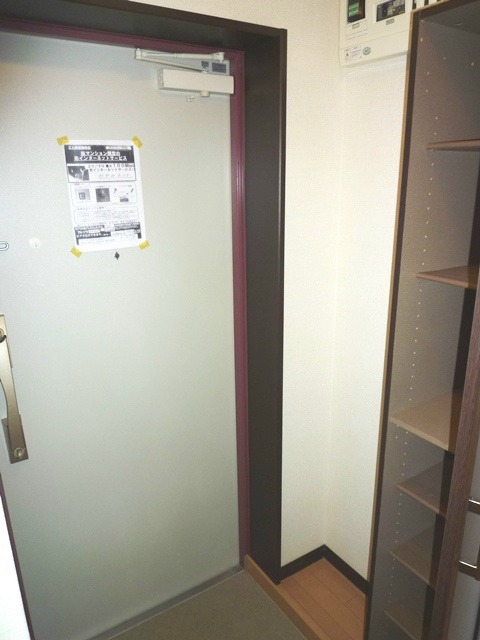 フレア鴨池 玄関