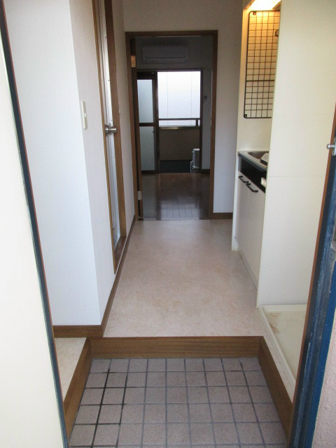 クレスト葛西 玄関