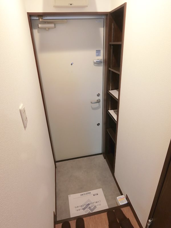 Liever(リエーヴル)A棟 玄関