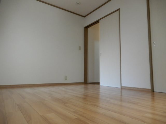 メゾン・エクレール その他3