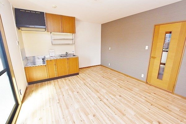 メルベーユ前田Ⅱ  リビング