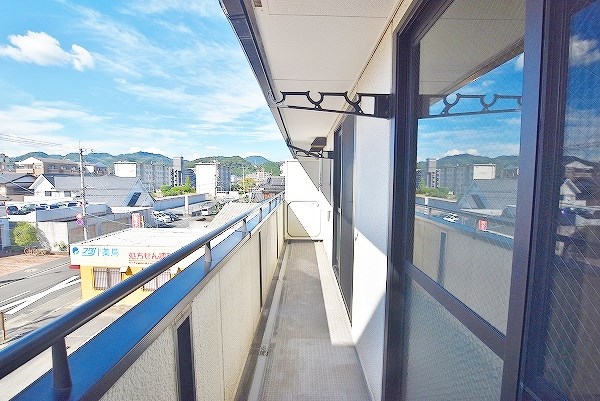 メルベーユ前田Ⅱ  ベランダ