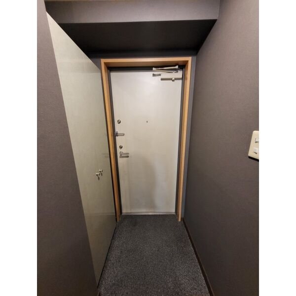 グランドソレーユ 玄関