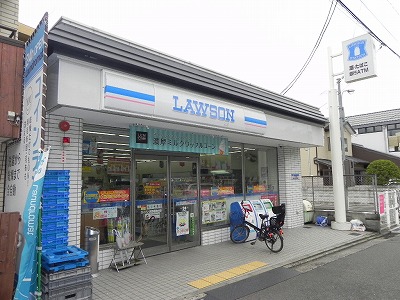 ＴＴＭハイツ コンビニ