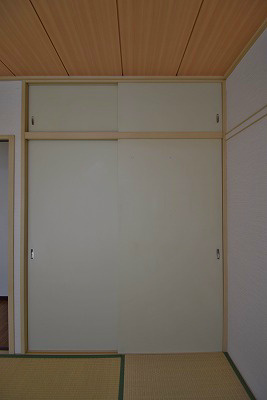ラフィネ北白川　B棟  収納
