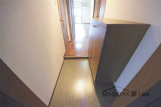 丸の内ＵＳビル 玄関