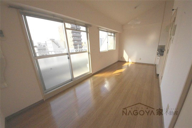 橘ハイツ弐番館 リビング