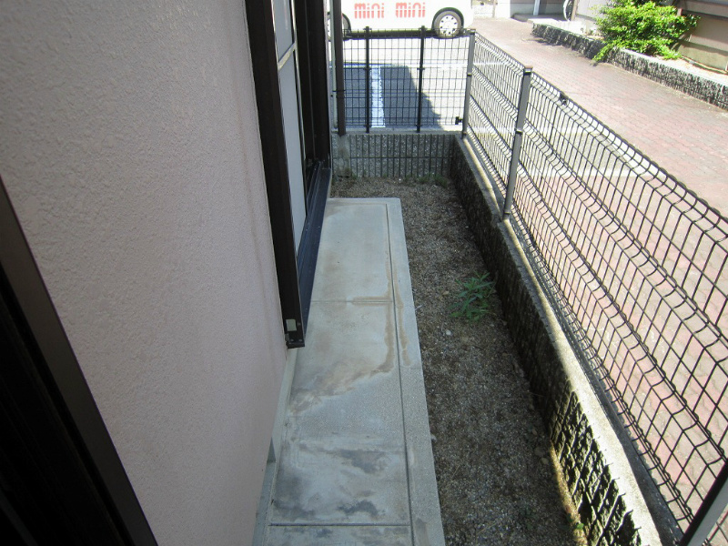 ラフォーレ野出 ベランダ