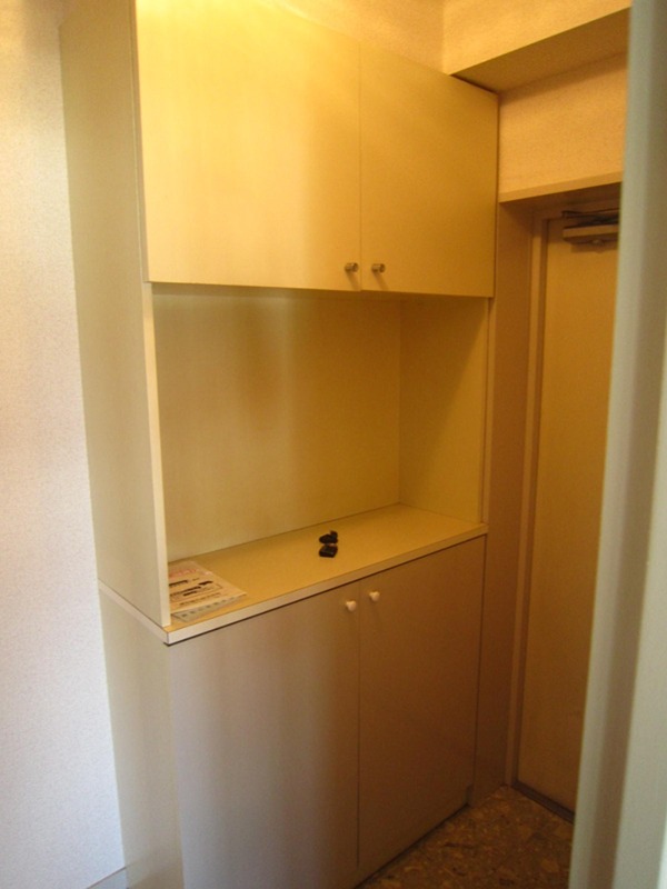 クレセール湘南 玄関