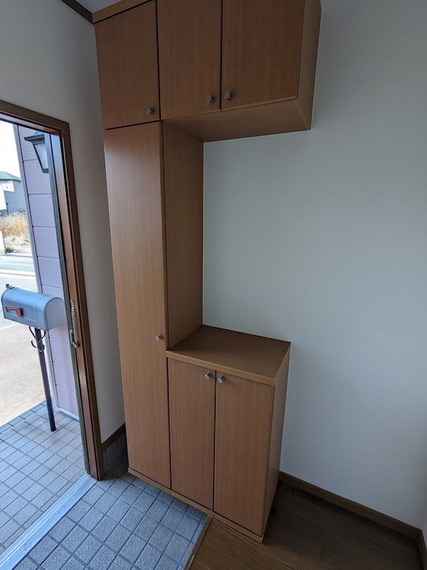 シャルダン 玄関