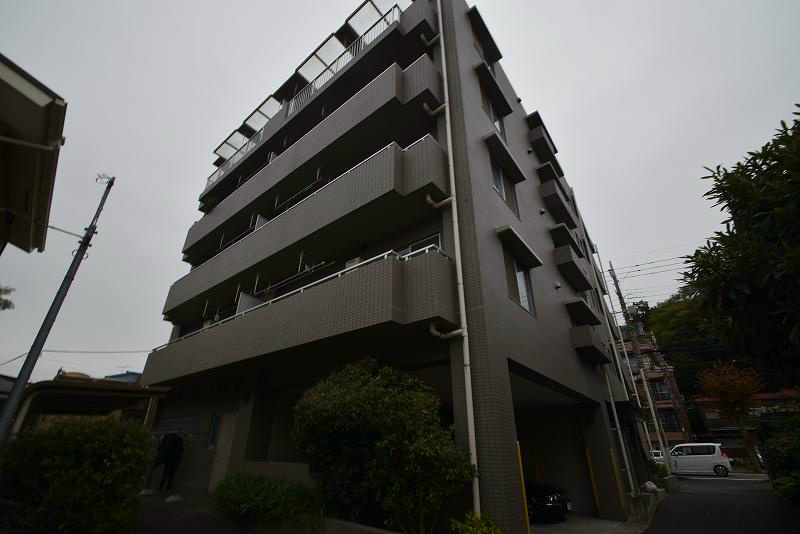 ヒルシュガッセ  203号室 外観