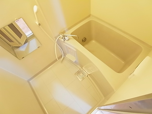 ヴェルドミール　弐番館 風呂画像