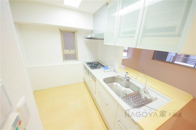 レジディア泉 キッチン