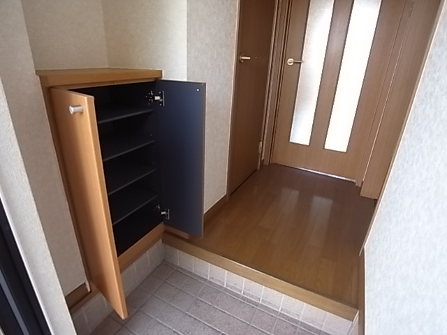 メゾンドサカエ・Ⅱ 玄関