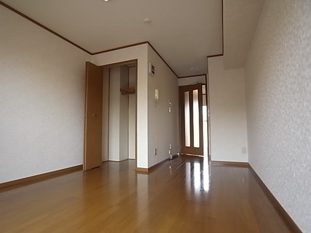 メゾンドサカエ・Ⅱ リビング