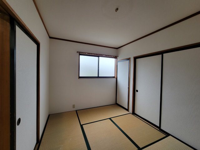 メイプル岩井 ベッドルーム