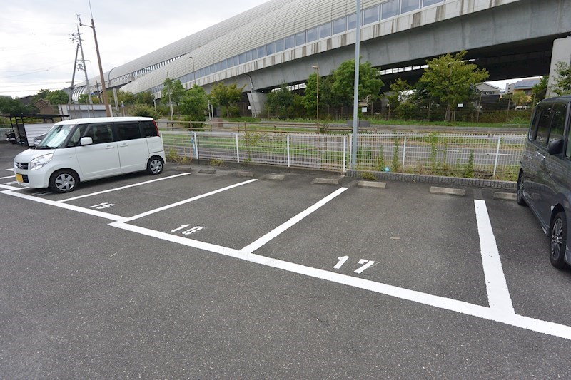 コーポエクセル 駐車場