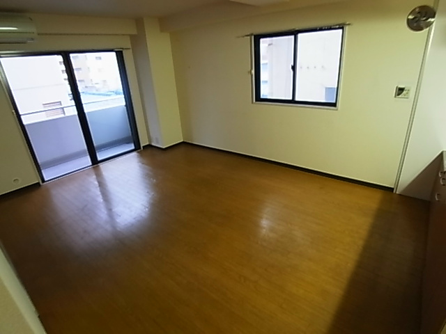 平野第三ビル リビング