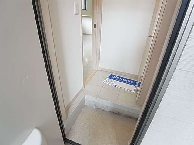 ヒルトップテラス 玄関