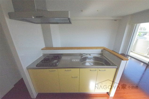 イル フィオーレ松原 キッチン