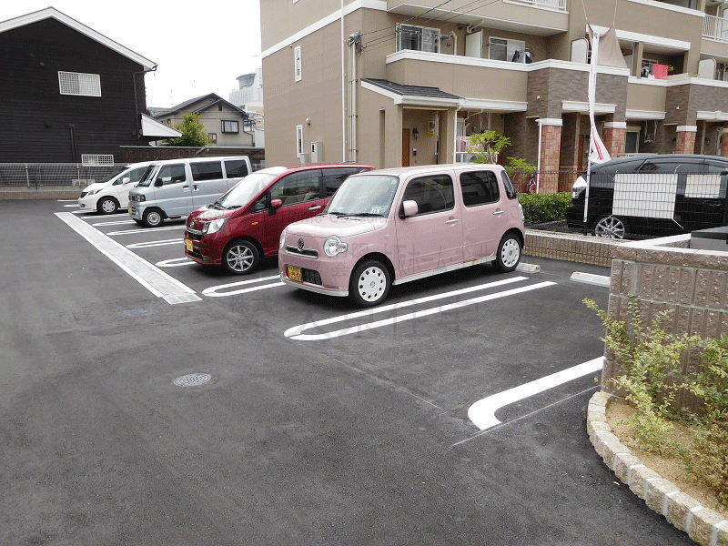 ルアーナ山城 駐車場