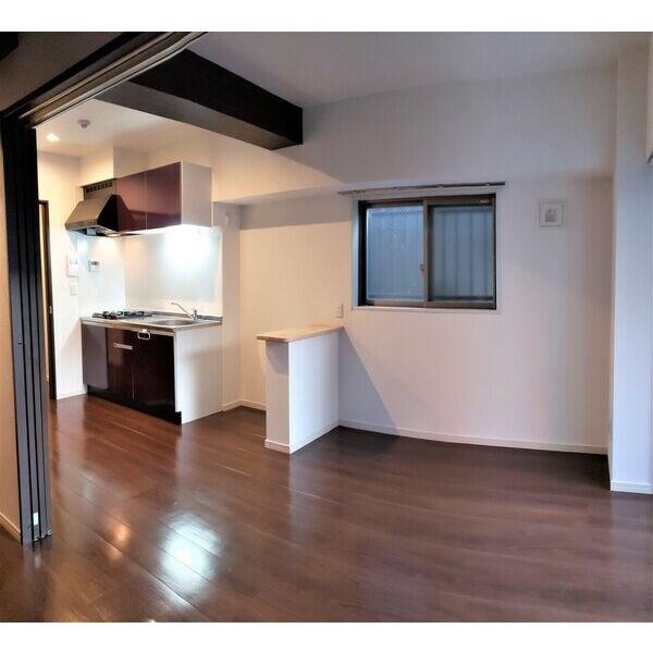 オリス丸の内 リビング