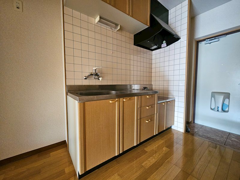 フローラ若松 キッチン