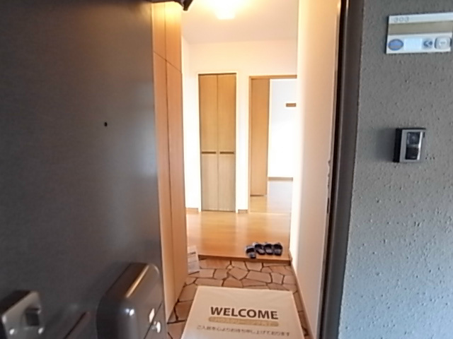 パティエール上本郷 玄関