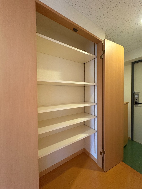 コンセルジュ 収納