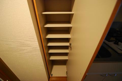 愛知県名古屋市名東区社が丘１丁目 収納