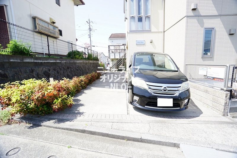フォートフェアリー 駐車場