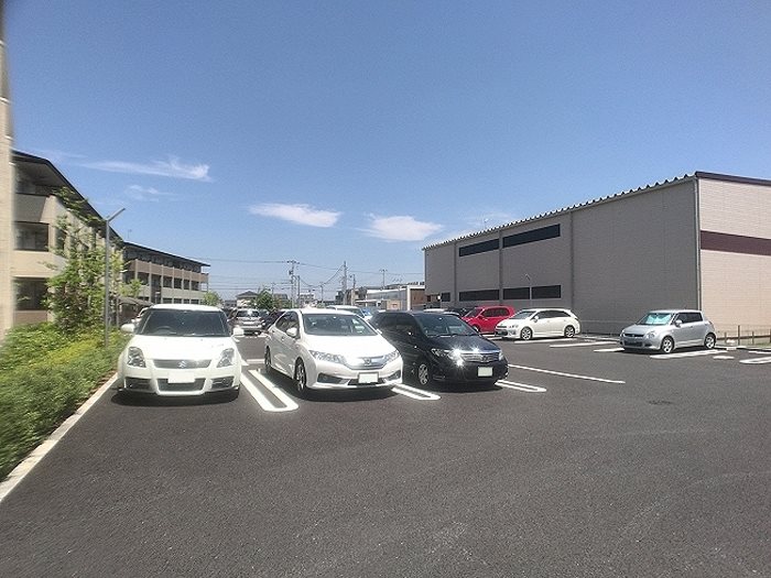ロイジェントパークス　レイクタウン　G 駐車場