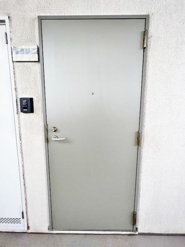 ピノ到津  玄関