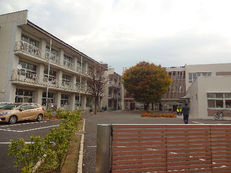 シティハイムくらたB棟 小学校