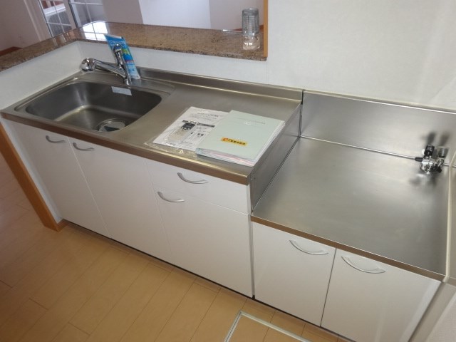 ローズ・パレス・ツバサB棟 キッチン