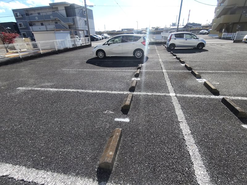マンション明日香 駐車場