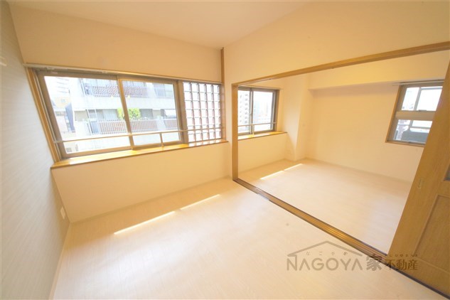 フローラル千種 ベッドルーム