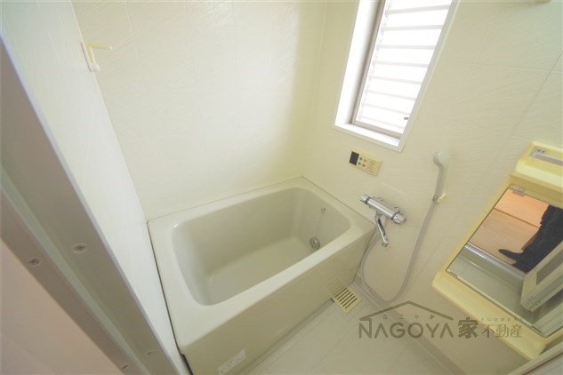 フローラル千種 風呂画像