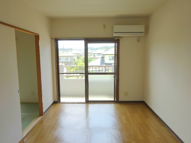 グリーンハイツ下俣南 リビング