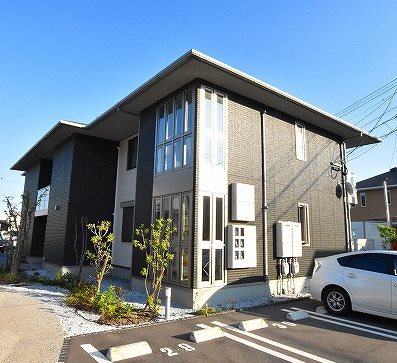 グリーントリニティーＣ棟 102号室 外観