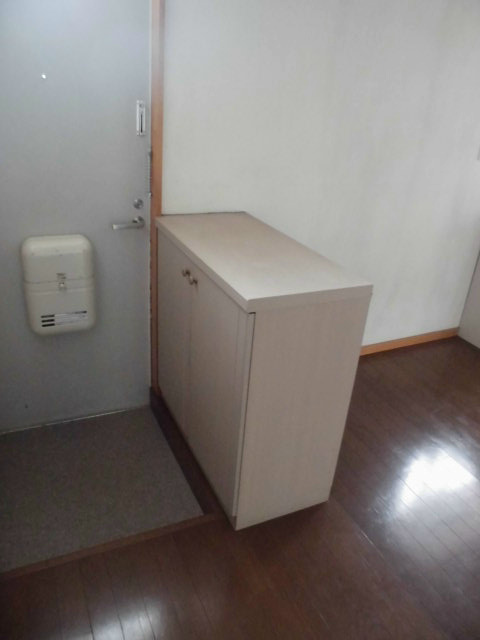 ドゥエルジョイ 玄関