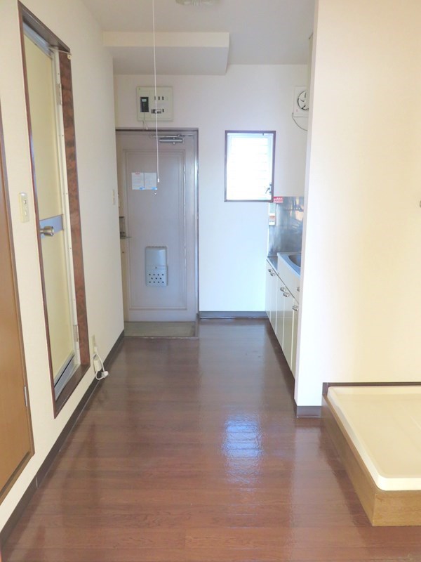 ドームサウス 玄関