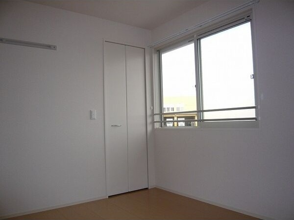 クロシェットアルブルⅡ ベッドルーム