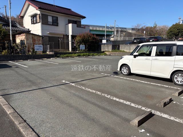 マンションハーヴェストⅡ 駐車場