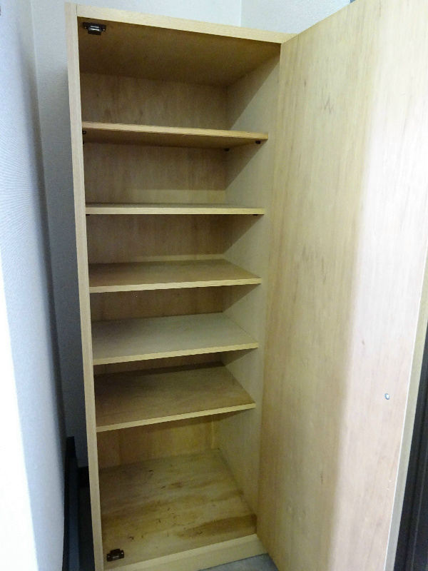 サンライズハチマン 玄関