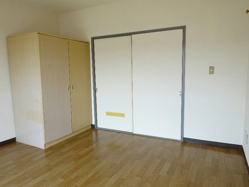 サンライズハチマン ベッドルーム