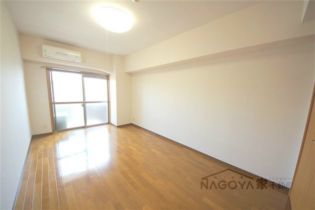 ウェステリア西大須 リビング