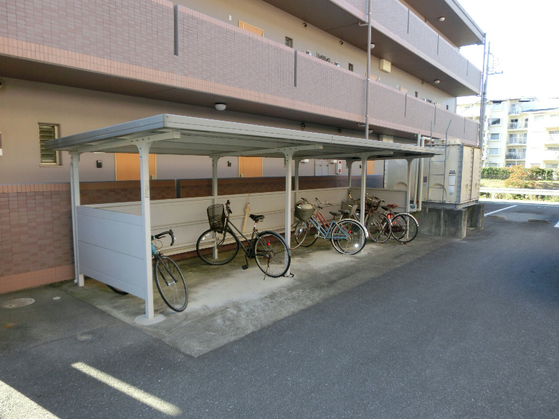 ラパノス 駐車場